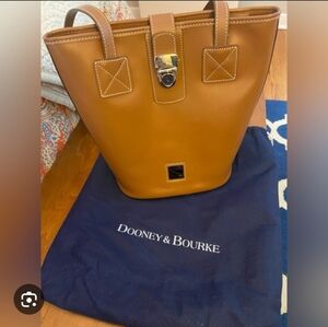 Dooney Bourke vintage Brown Leather Tote Bag